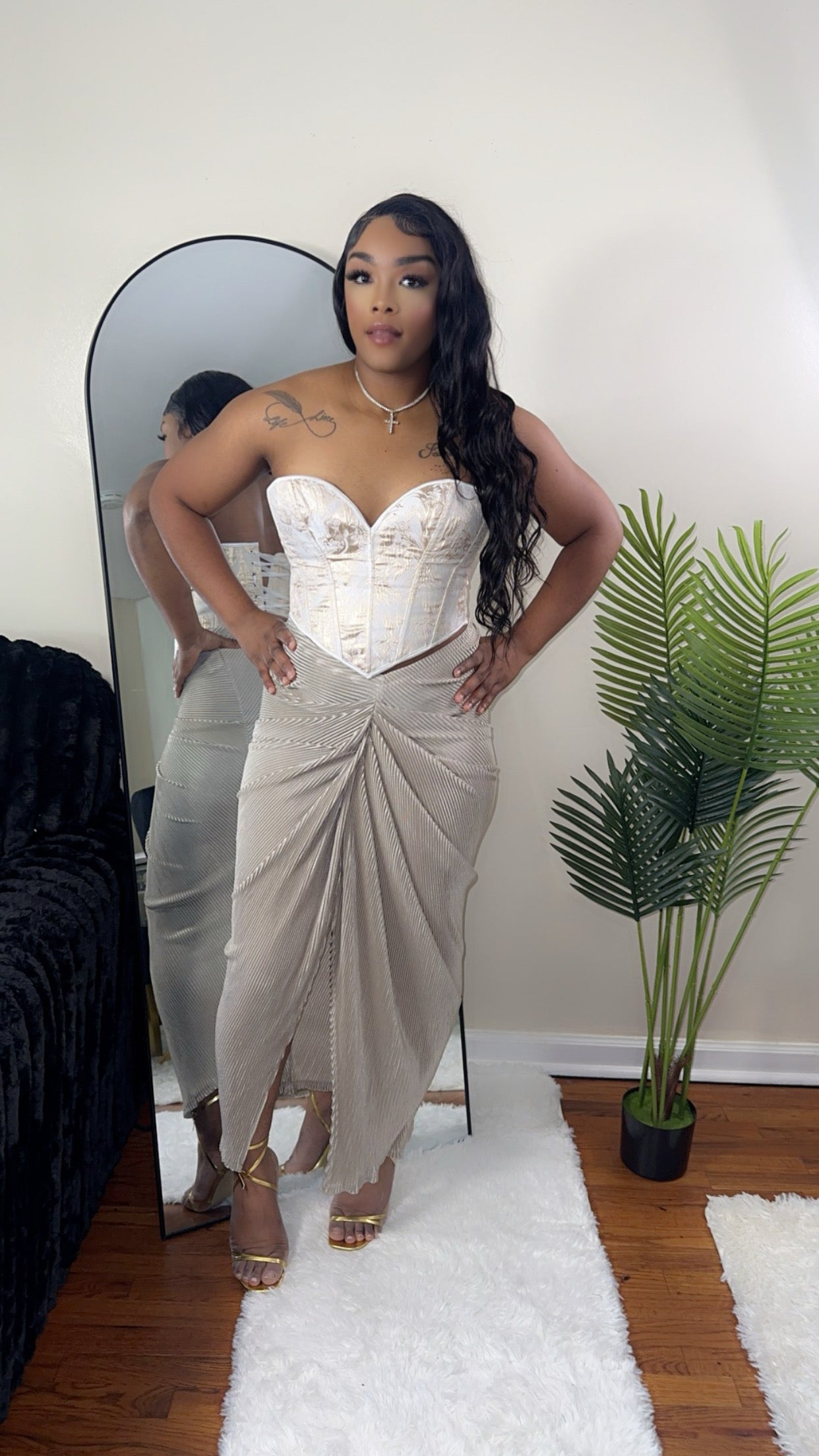 Lily luxe date night skirt and corset top set